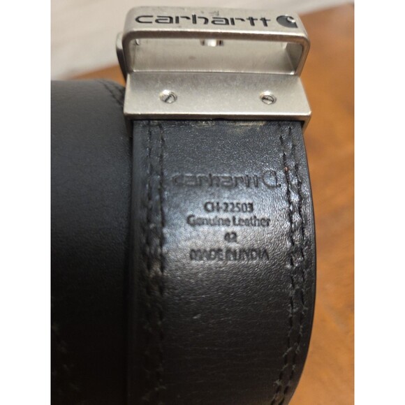 Carhartt Men's Bridle Leather Size 42 Reversible‎ Brown/ Black Metal Keeper Belt - Picture 2 of 4